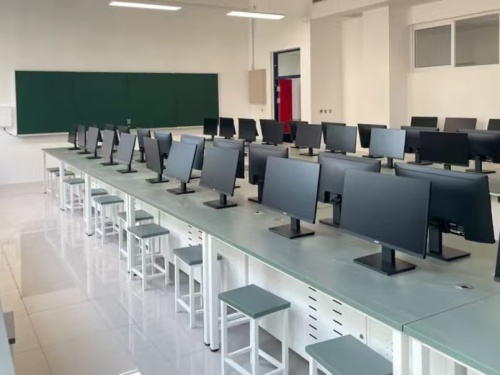 初中毕业男生选技术专业,这 3 类 “好就业、有前景”!