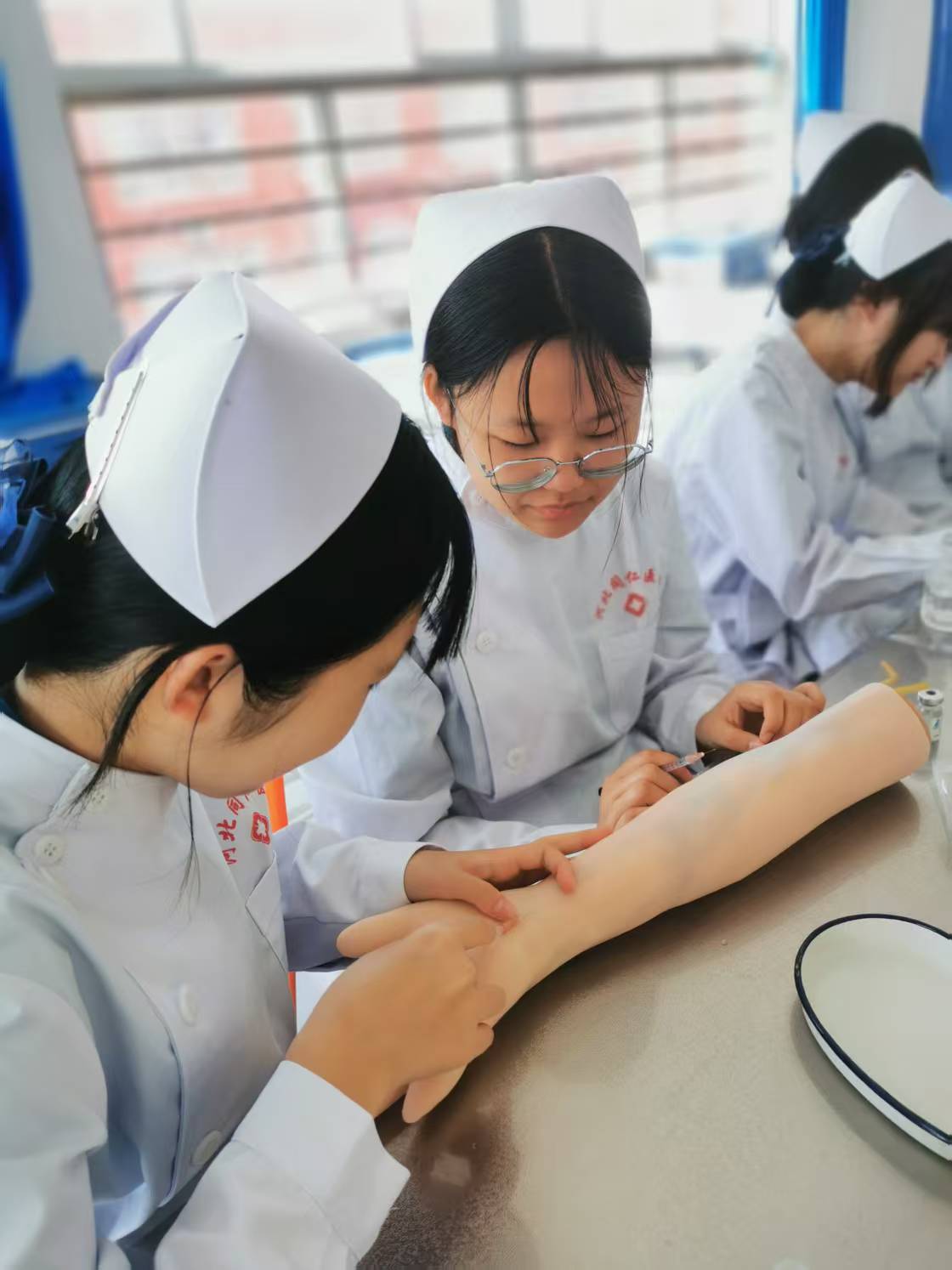 河北同仁医专护理实操课1.jpg 河北同仁医专护理实操课1.jpg